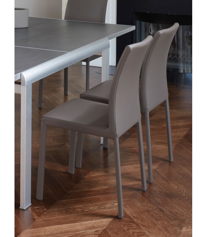 Antonello Italia Lucy