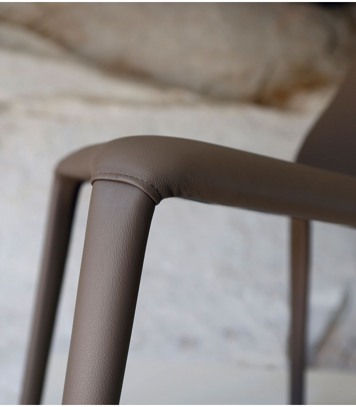 Antonello Italia Olivia