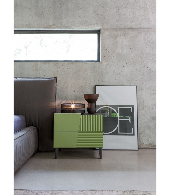 Devinanais Comodino Design